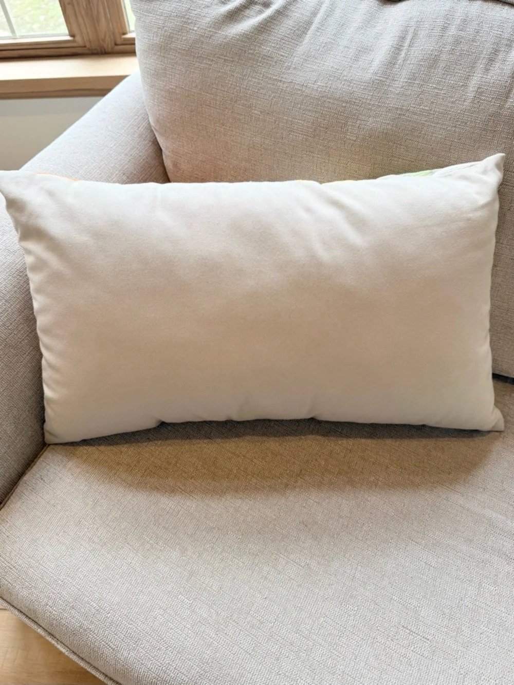 Pottery Barn Red Yellow Posy Floral Indoor Outdoor Lumbar Accent Pillow - Picture 3 of 14